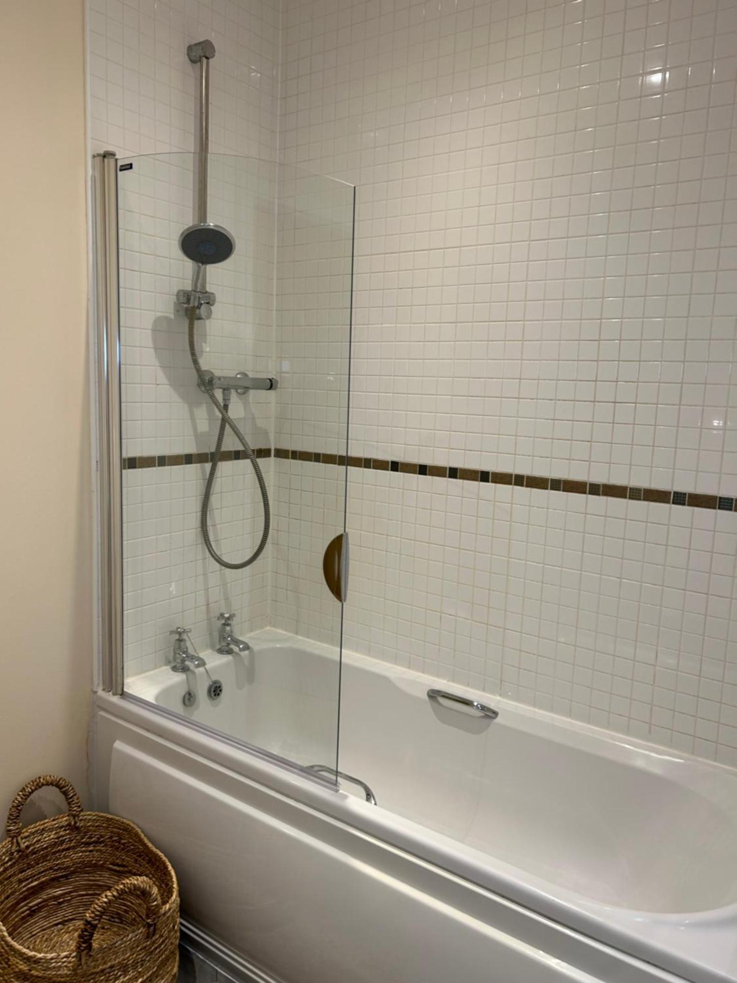 -smart Tv - Free Parking Onsite Apartment