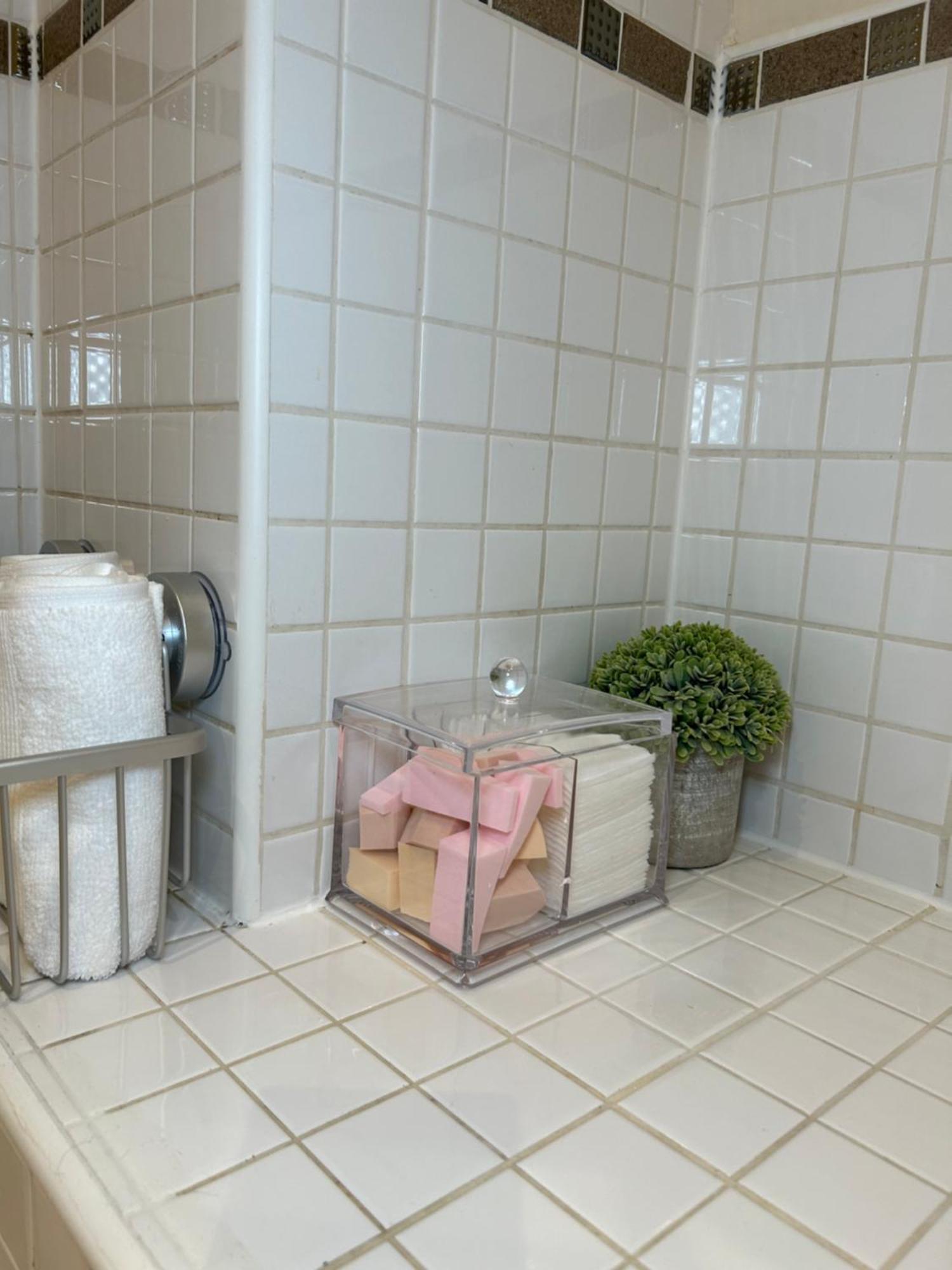 Apartment -smart Tv - Free Parking Onsite *