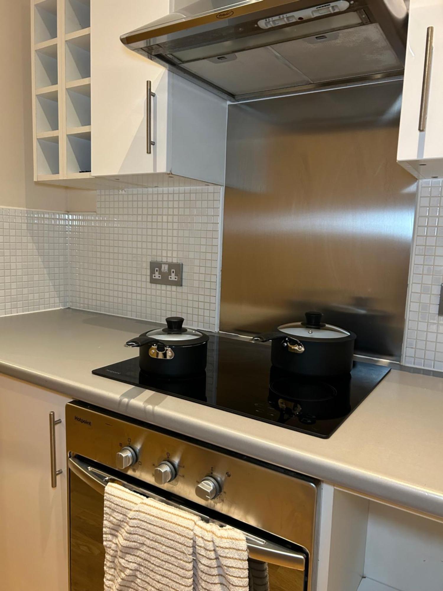 -smart Tv - Free Parking Onsite